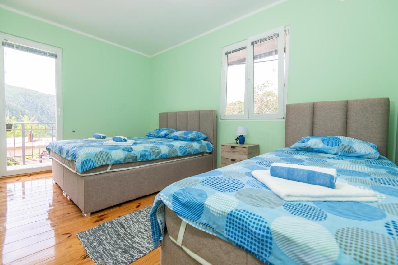 Apartment Galiot Kotor Luaran gambar