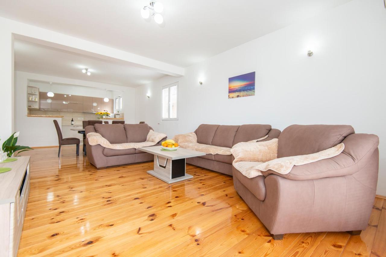 Apartment Galiot Kotor Luaran gambar