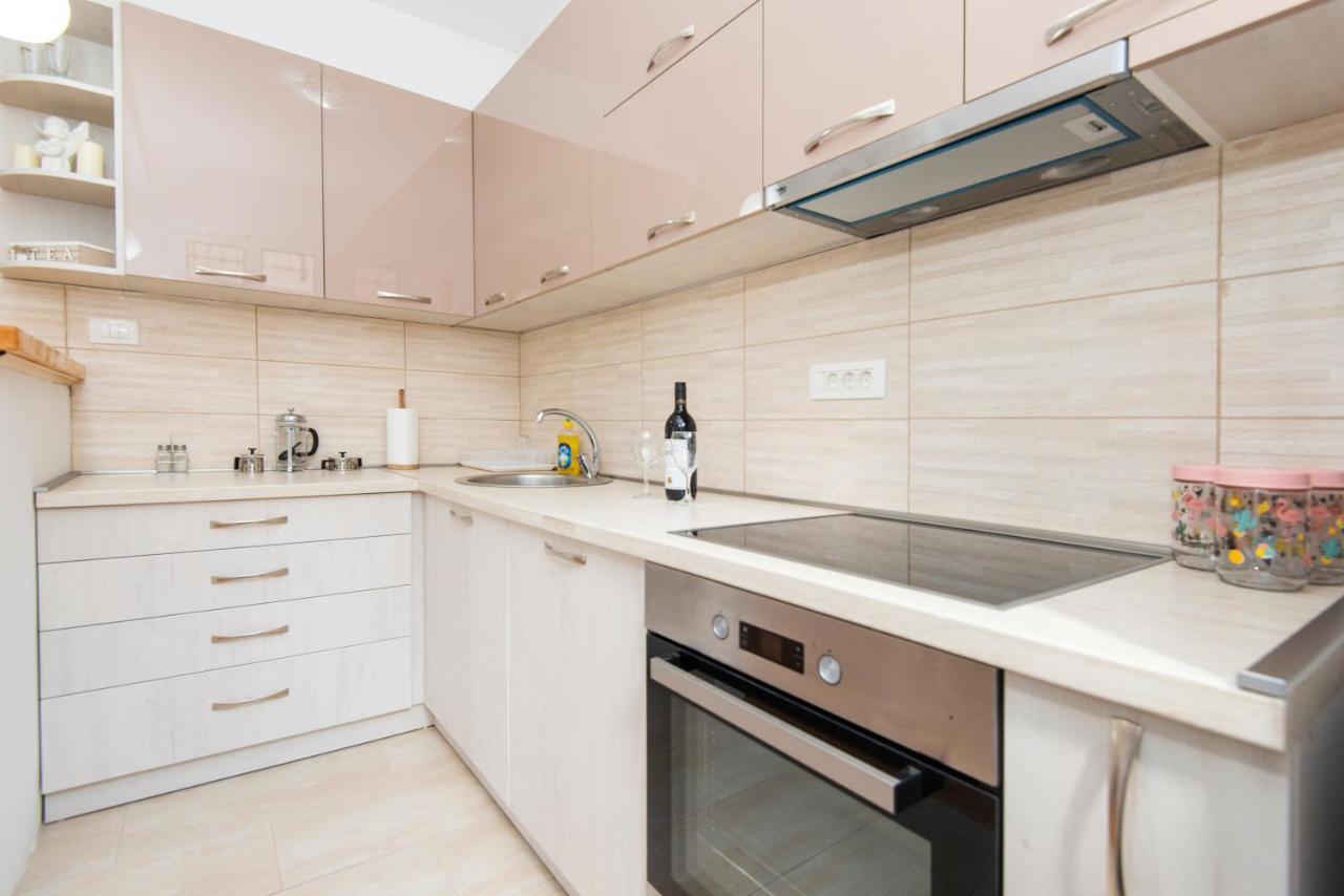 Apartment Galiot Kotor Luaran gambar